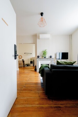 Nicht klassifiziertes Bild, 4 von 28, Schaltfläche