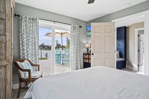 4 Schlafzimmer, Schreibtisch, Bügeleisen/Bügelbrett, Reisekinderbett