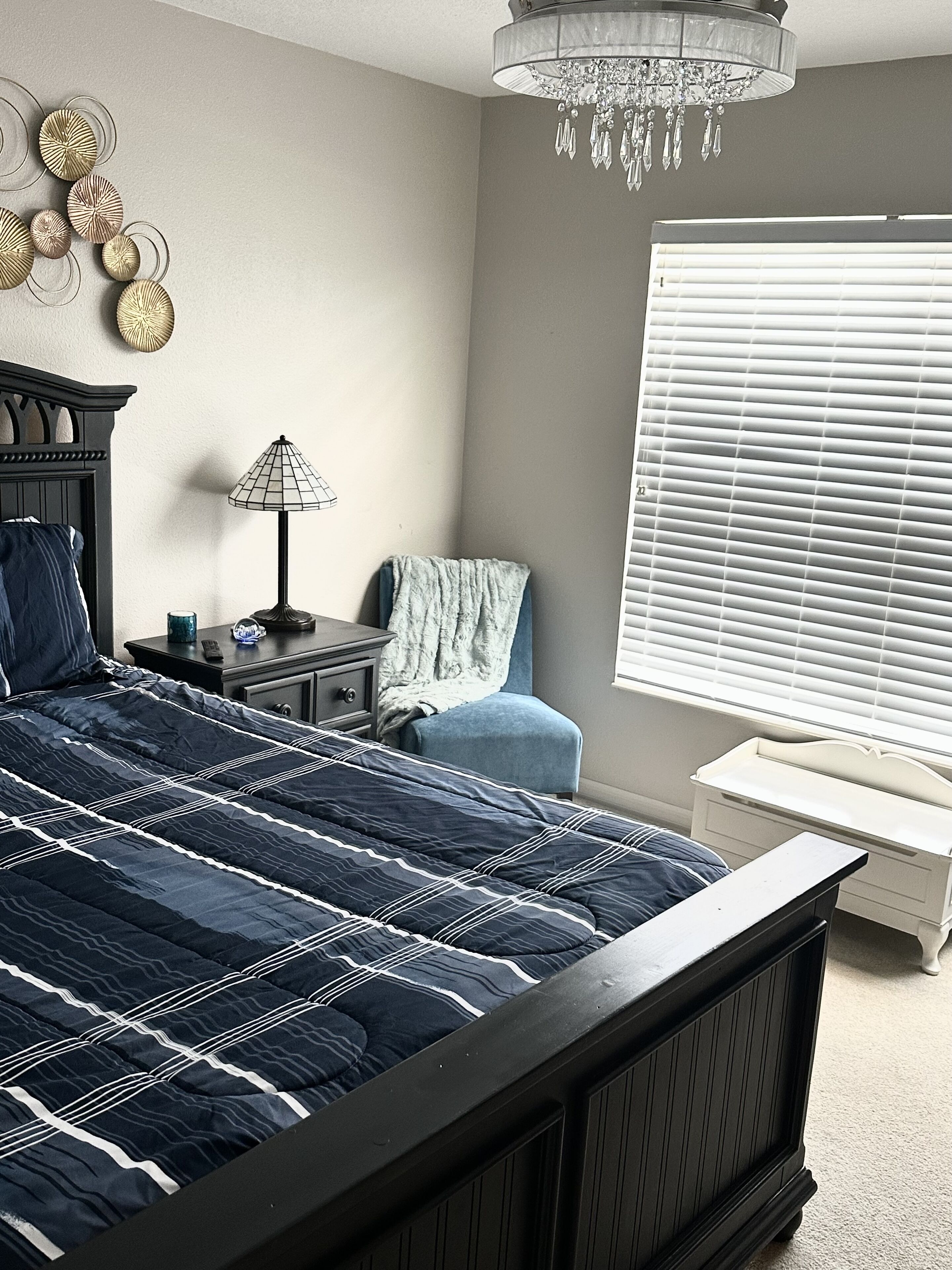 3 多间卧室、免费 WiFi、床单