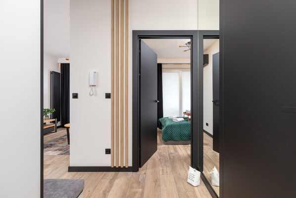 아파트, 침실 1개, 발코니 | 거실 공간