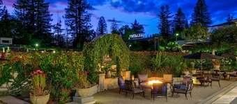 The Lodge at Healdsburg, Tapestry Collection by Hilton