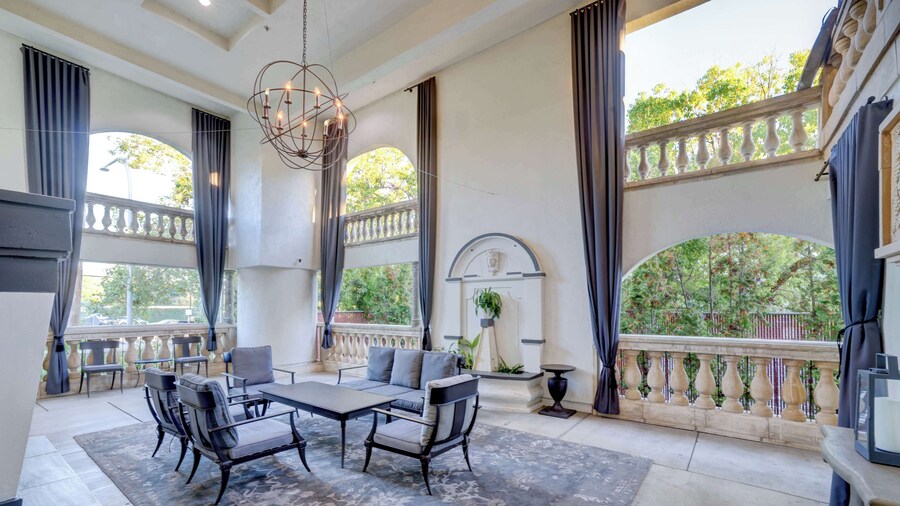 The Lodge at Healdsburg, Tapestry Collection by Hilton