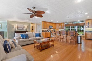 Imagen sin descripción, 5 de 48, botón