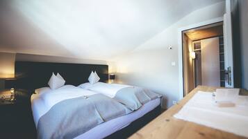 Apartamento premium (Veilchen) | 1 quarto, edredons de pluma, cofres nos quartos