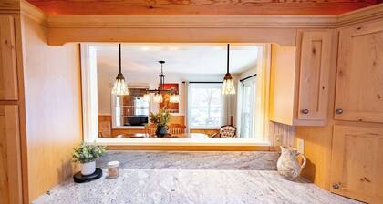 Secluded Northwoods getaway on beautiful Lake Nokomis