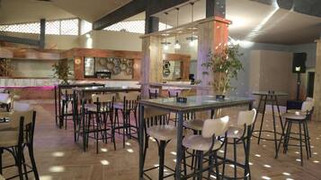 Snack bar