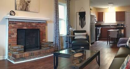 Midway Park Hideaway @ TopShelfStays