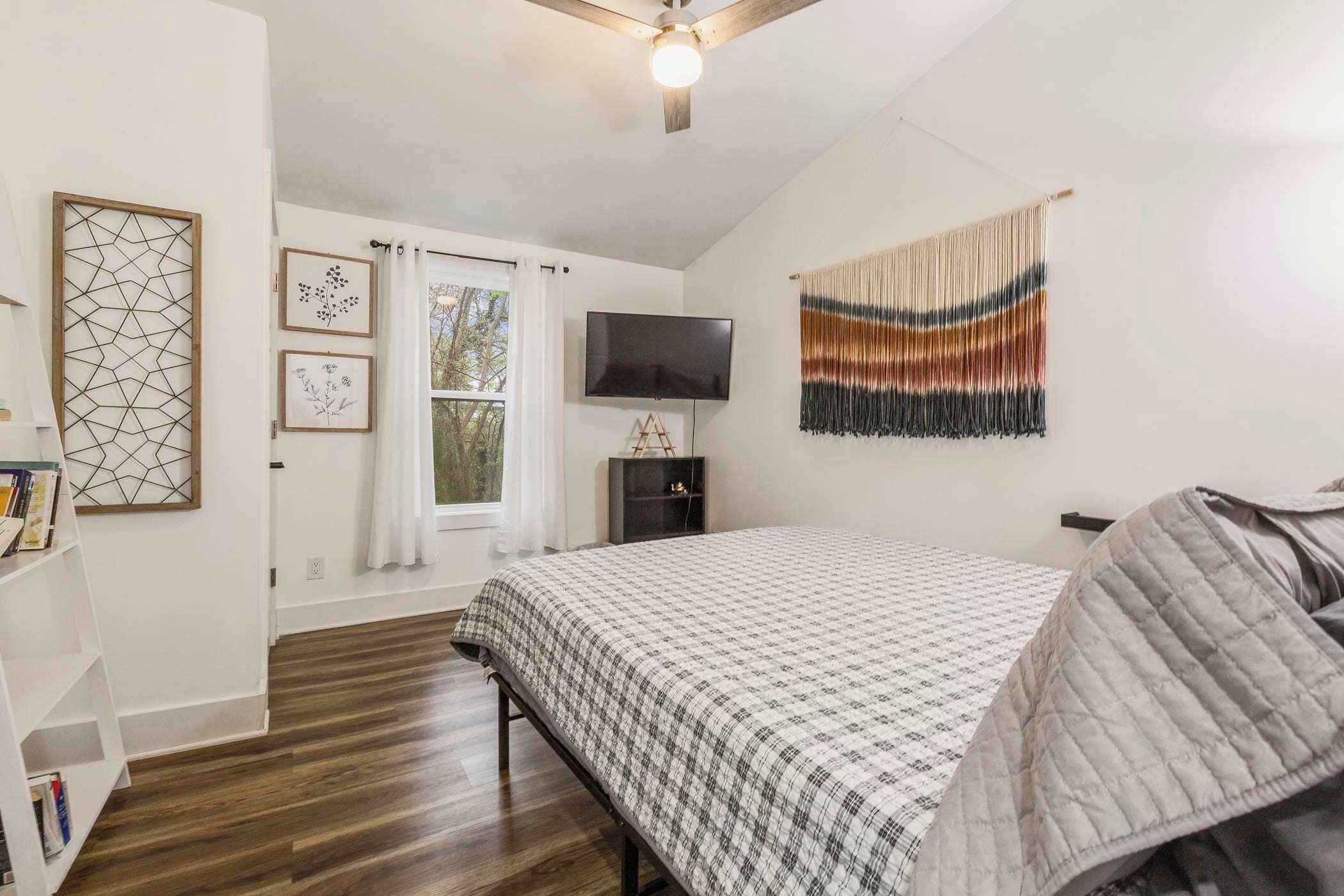 3 quartos, escrivaninha, ferros/tábuas de passar roupa, Wi-Fi