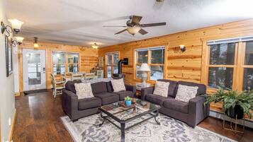 智能電視、壁爐