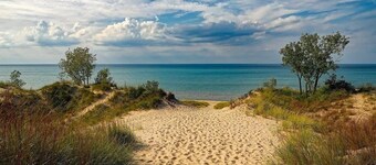 3BR Walk-to-Beach Home | Deck + Fire Pit