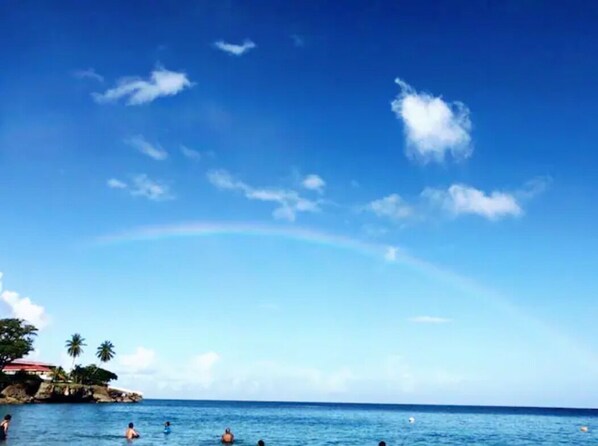 Beach - Store Bay Suite at Goodheart's Comfort Inn (Crown Point)