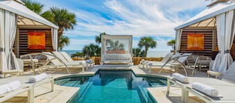 14th-floor condo at Gulf-front resort - central AC, balcony, pool, & hot tub