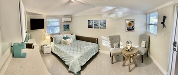 Deluxe Studio | Premium bedding, Tempur-Pedic beds, individually decorated