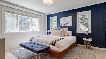 3 bedrooms, internet, bed sheets