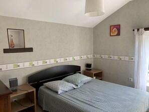 3 bedrooms, Internet - Changey D'air - Saisy (SAISY)