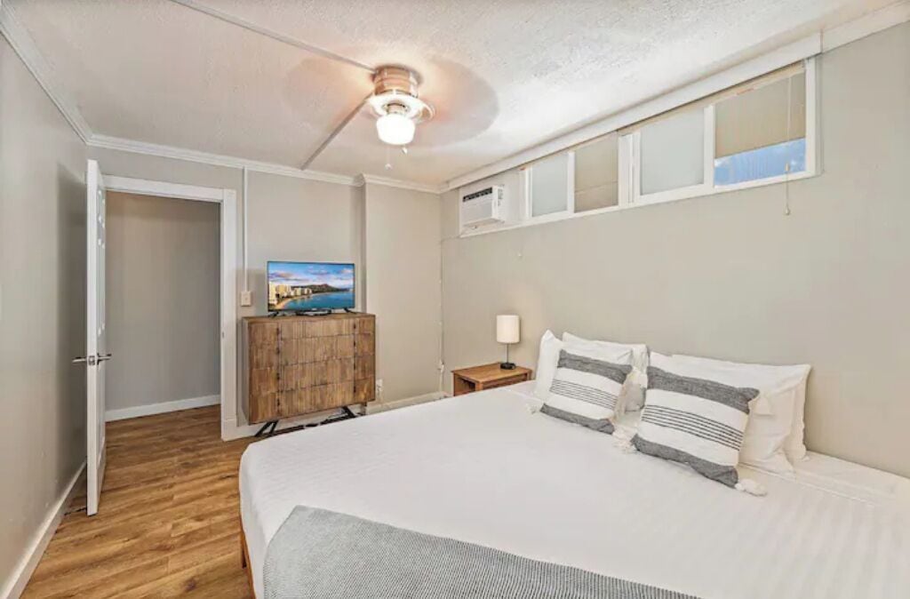 1 bedroom, desk, iron/ironing board, free WiFi