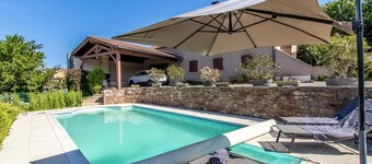 La Belle & Leynes - LEYNES