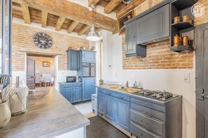 Mikrobølgeovn, ovn og oppvaskmaskin