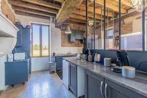 Microones, forn i rentaplats