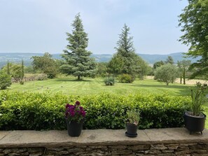 Property grounds - le Petit Midi - Cluny (CLUNY)