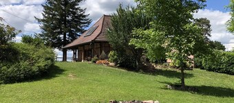 A Lombre des Acacias