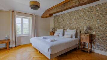 5 quartos, acesso à internet