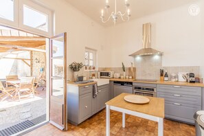 微波爐、焗爐、洗碗機