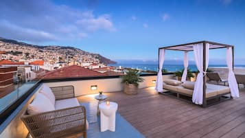 Rooftop terrace