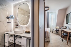 Deluxe Room | In-room safe, free WiFi, bed sheets - Barcelo Funchal Oldtown (Funchal)