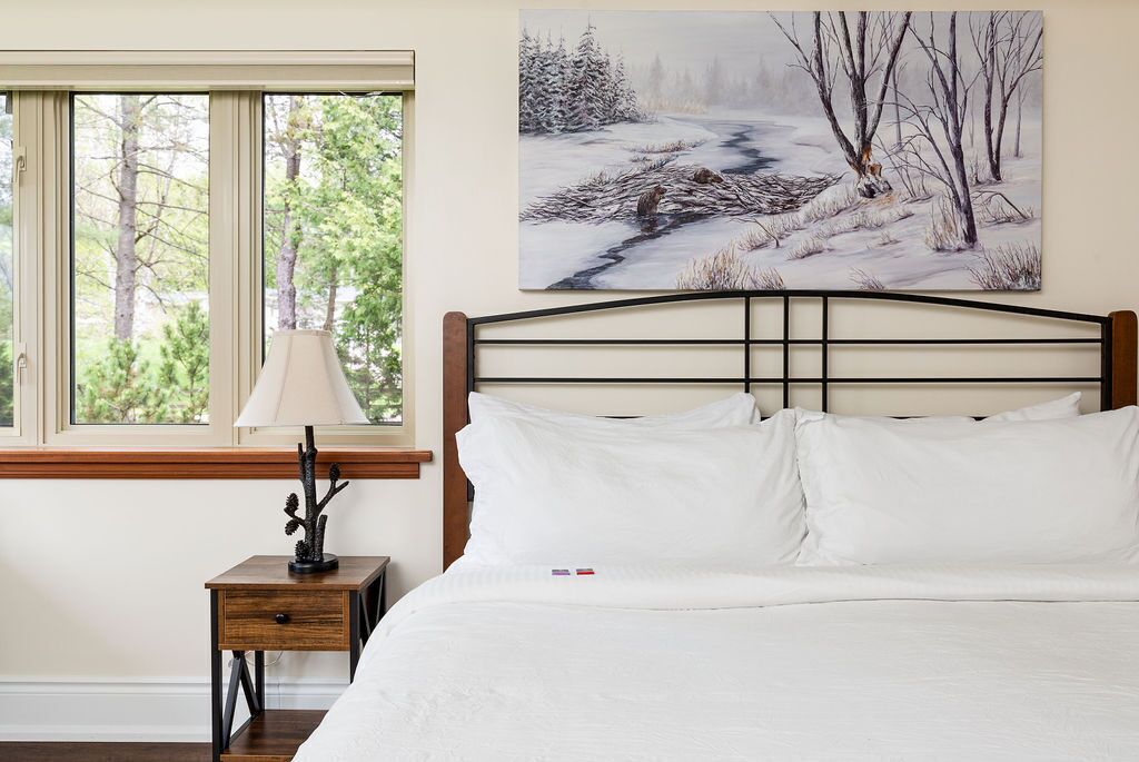 Deluxe Room | Premium bedding, desk, laptop workspace, soundproofing
