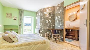 2 bedrooms, Internet