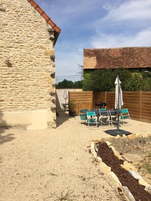 屋外ダイニングエリア