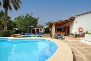 Pool - Delightful three bedroom villa with heated pool (Pollensa / Pollença)