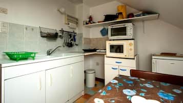 Microwave, oven