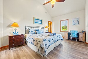 4 chambres, bureau, fer et planche à repasser, lit parapluie