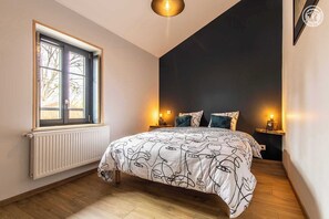 4 bedrooms, Internet - Gîte du Tacot - Montret (MONTRET)