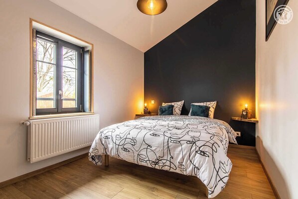 4 bedrooms, internet