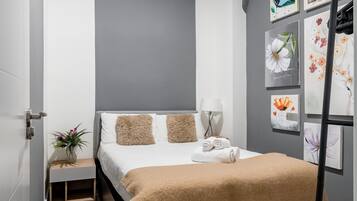 4 chambres, fer et planche Ă repasser, accĂšs Internet