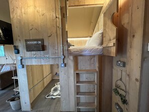 Tent, Private Bathroom | Interior