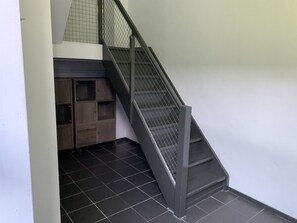 Interior entrance - Zaanse Schans Apartments (Wormer)