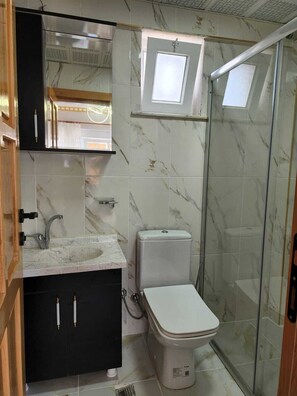 Villa | Bathroom