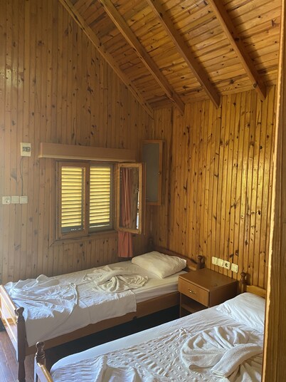 6 kişilik lüx villa