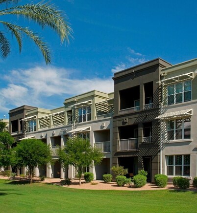 Marriott's Canyon Villas Golf Resort. 2BR full kitchen. Sleeps 6. Pools. Balcony