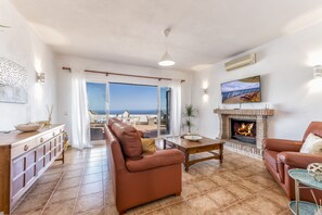 Smart-tv en een stereo