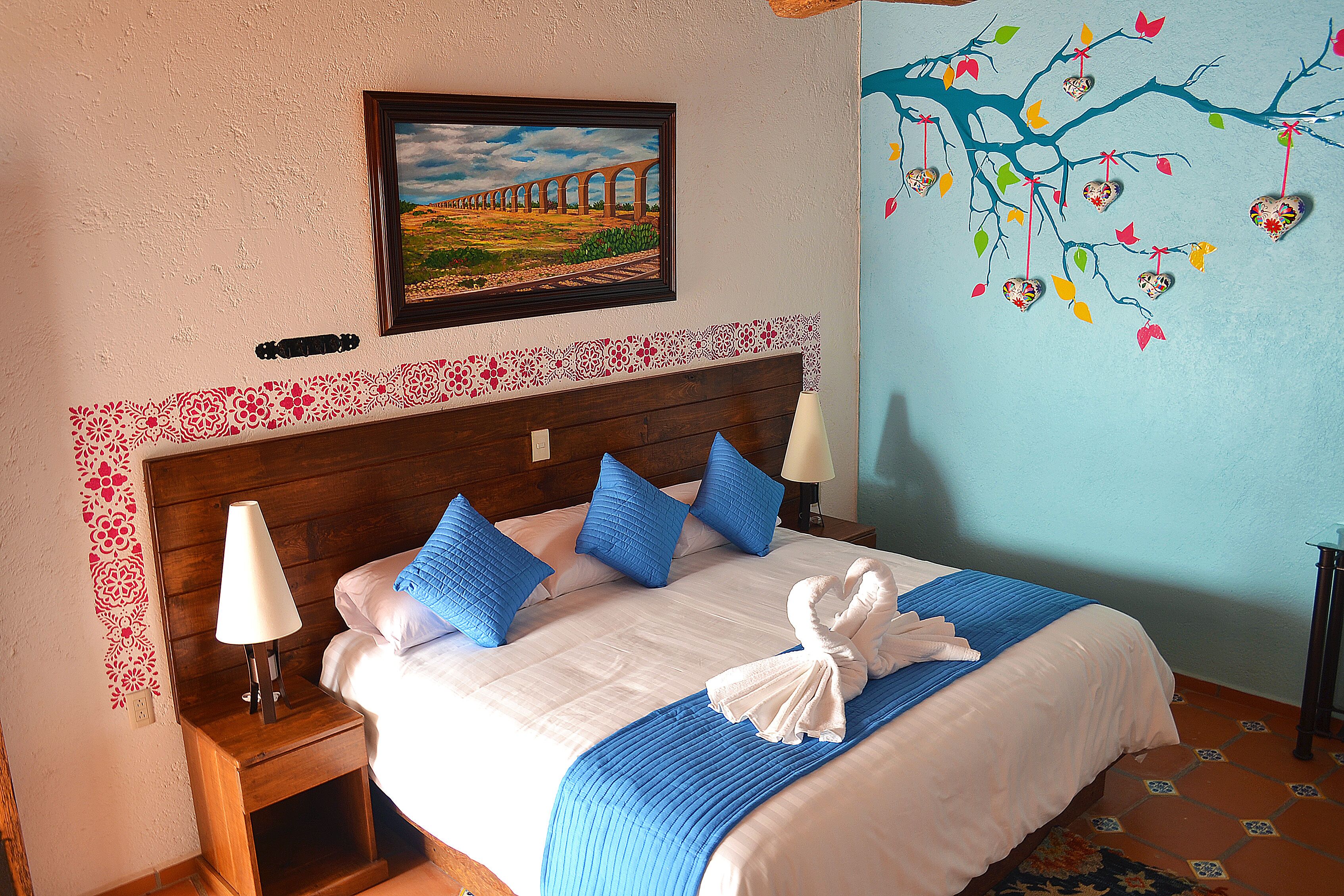 Design Double Room | In-room safe, blackout curtains, iron/ironing board, free WiFi