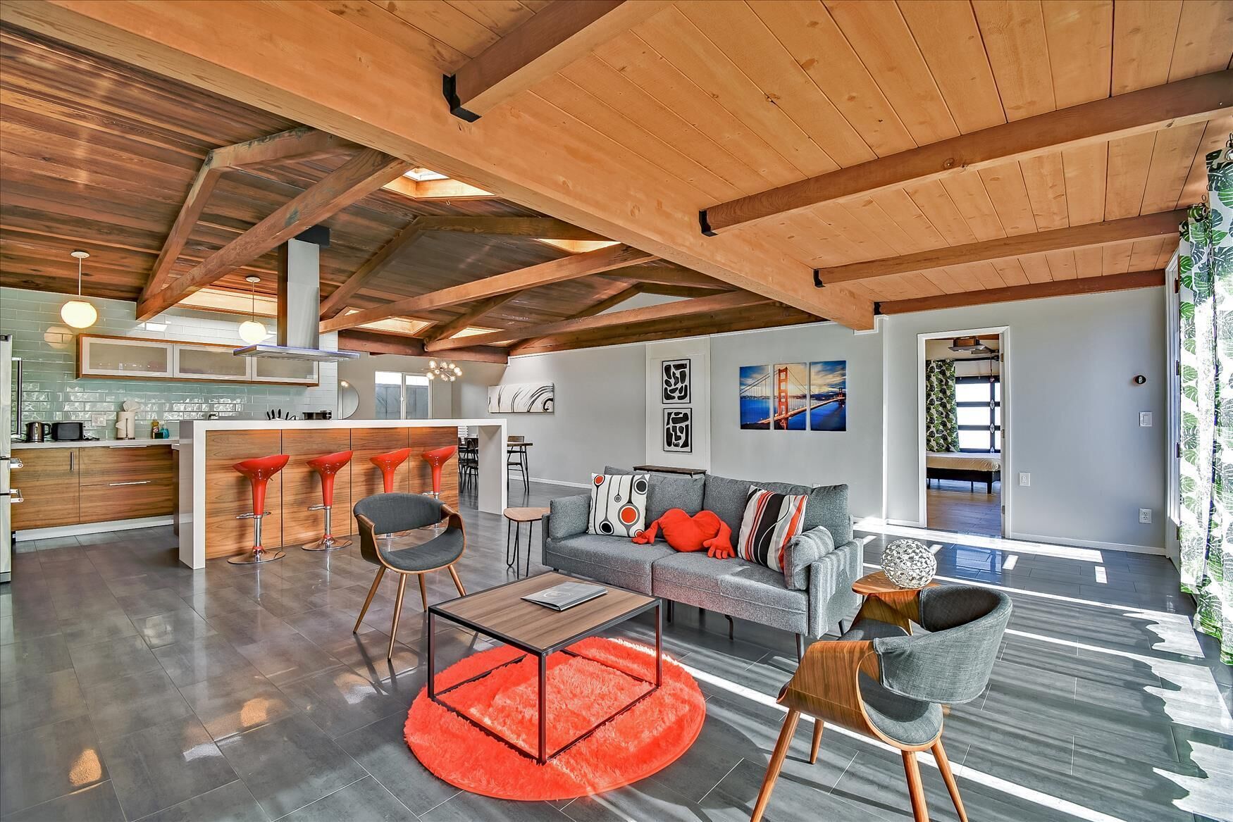 BEN-A Modern Comfort Walking Distance to GoogleX