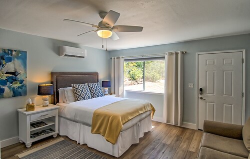 Peaceful Cottage Retreat - 1 mile from Lake Shasta