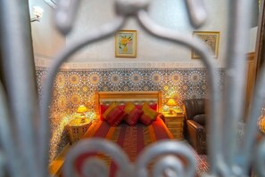 4 bedrooms, desk, iron/ironing board, free WiFi