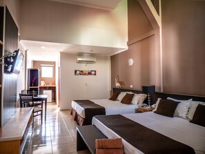 Standard Room | Minibar, in-room safe, desk, free WiFi