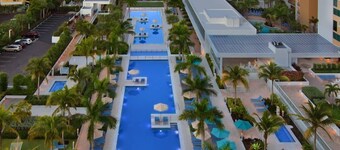 Fabulous Marriott Crystal Shores Resort 3BR